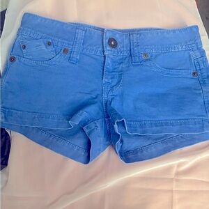GUESS denim jeans Women's booty short Shorts - Pre-loved/EUC like new - Size 27